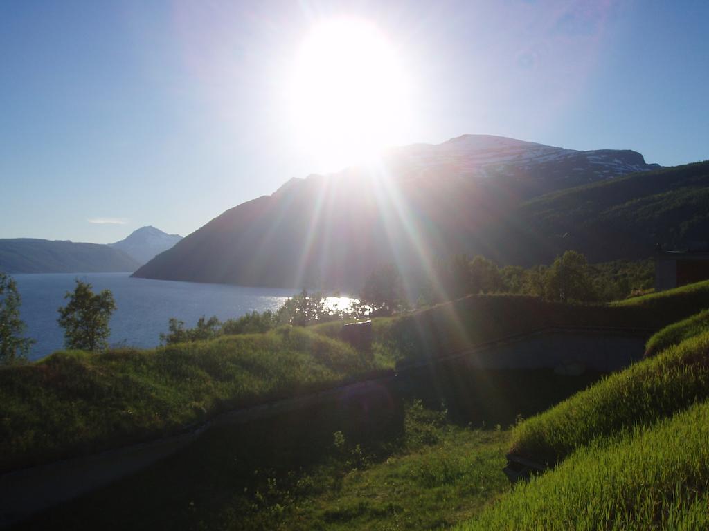 Fjellkysten Hotel Tennevoll Eksteriør billede