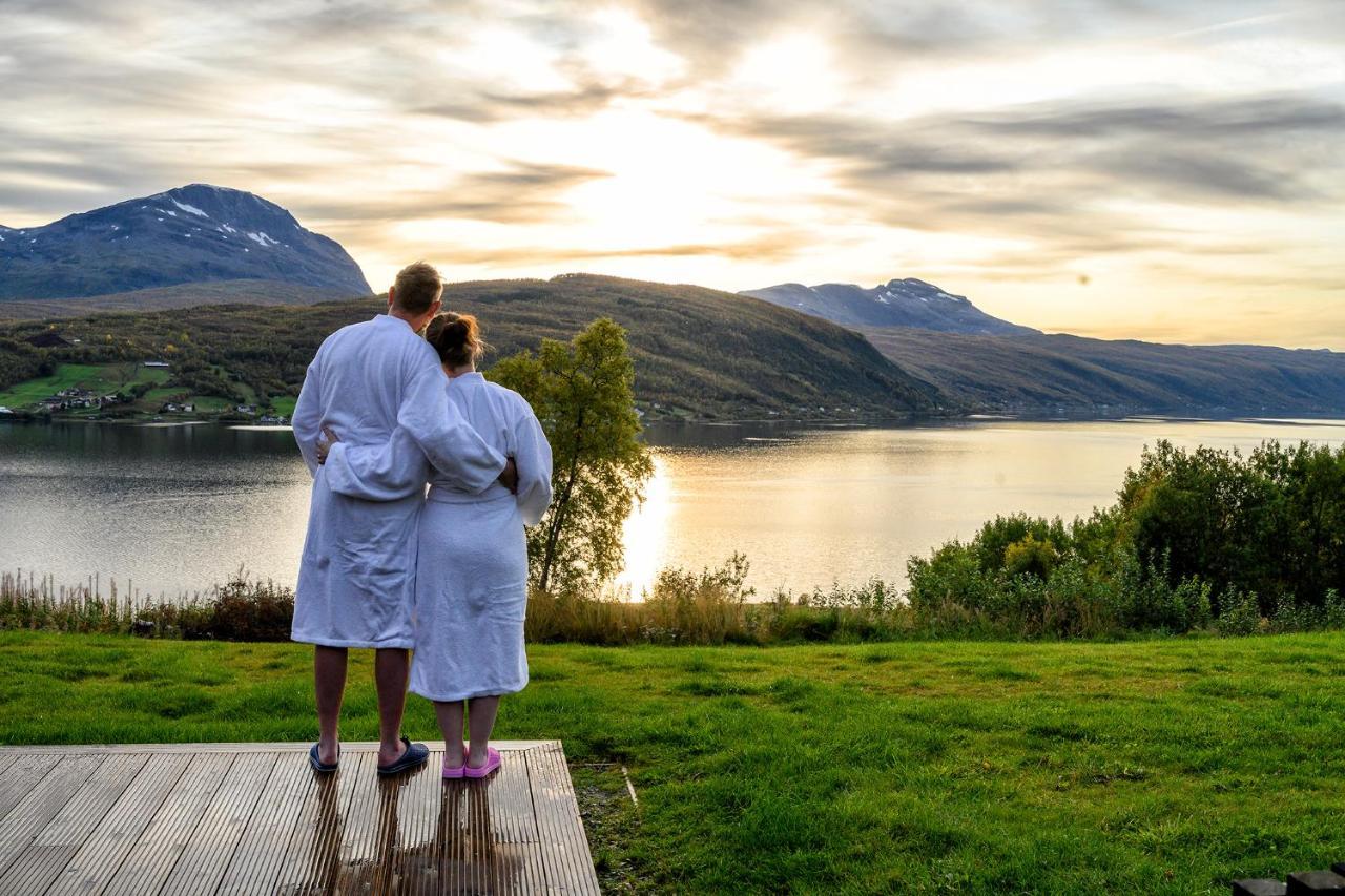 Fjellkysten Hotel Tennevoll Eksteriør billede