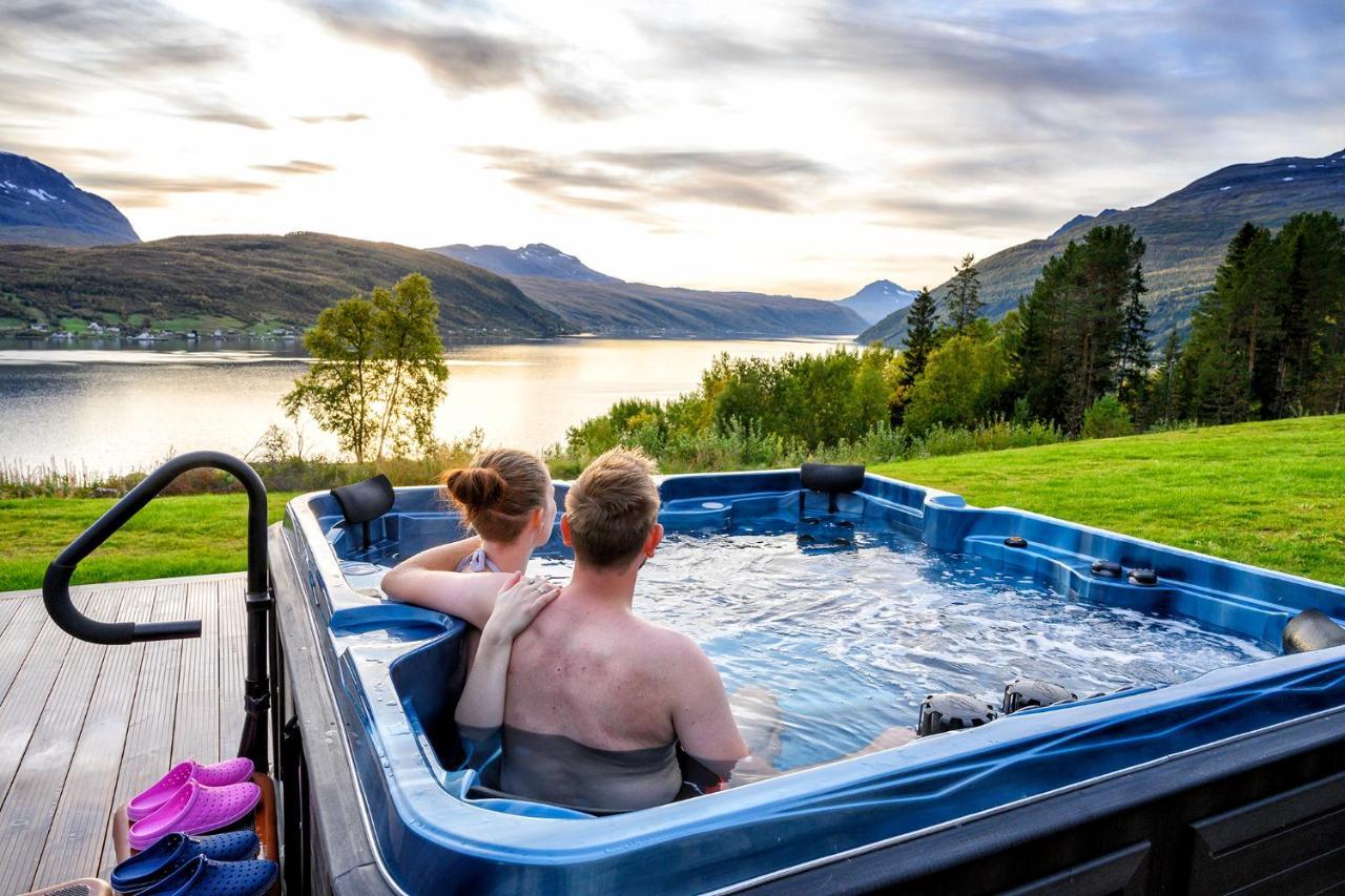 Fjellkysten Hotel Tennevoll Eksteriør billede